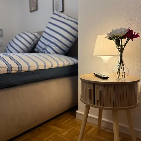 Helle 2-zimmer-wohnung Mit Modernem Design * Mönchengladbach