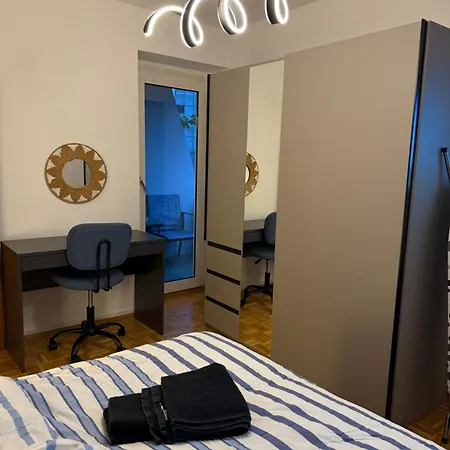 Helle 2-zimmer-wohnung Mit Modernem Design Lägenhet *