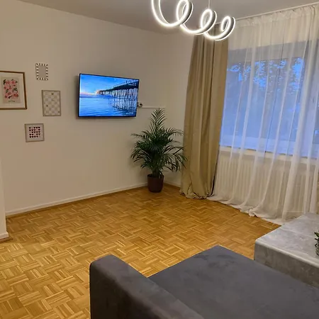 Helle 2-zimmer-wohnung Mit Modernem Design *
